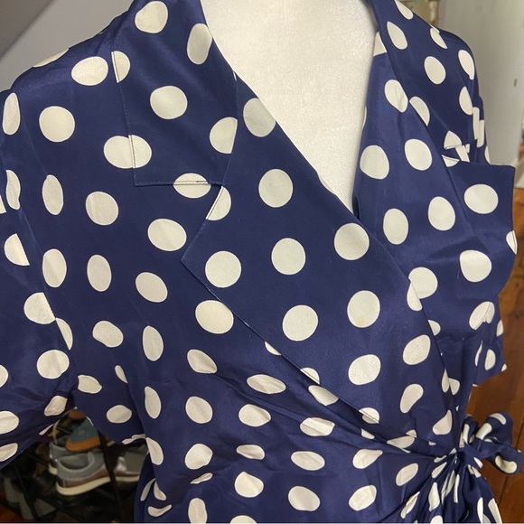 Argent Vintage Navy Polka Dot 100% Silk Wrap Top Size 12 Career Classic Polished - Picture 9 of 9